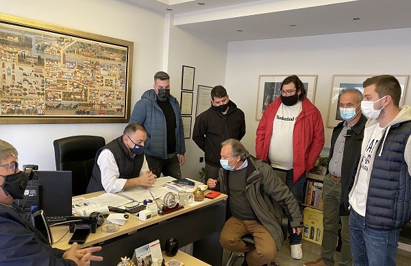 ΜΕ ΠΡΟΕΔΡΟΥΣ ΤΟΠΙΚΩΝ ΚΟΙΝΟΤΗΤΩΝ ΣΥΝΑΝΤΗΘΗΚΕ Ο ΧΡ. ΚΕΛΛΑΣ