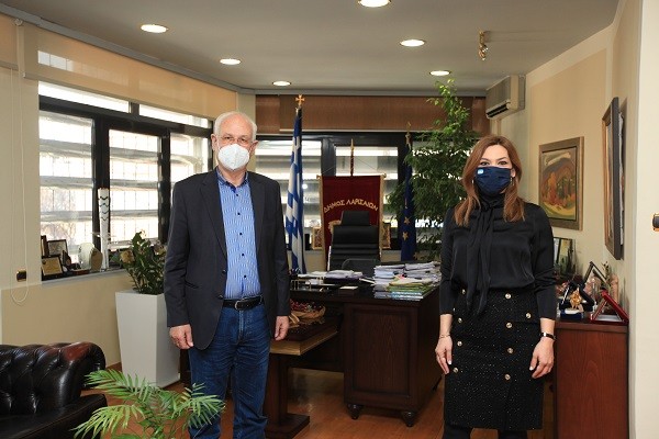 ΜΕ ΤΟΝ ΑΠΟΣΤΟΛΟ ΚΑΛΟΓΙΑΝΝΗ ΣΥΝΑΝΤΗΘΗΚΕ Η ΣΤΕΛΛΑ ΜΠΙΖΙΟΥ