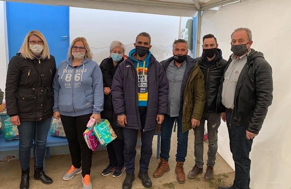ΚΟΝΤΑ ΣΤΟΥΣ ΣΕΙΣΜΟΠΛΗΚΤΟΥΣ ΣΤΟ ΔΑΜΑΣΙ Ο ΕΜΠΟΡΙΚΟΣ ΣΥΛΛΟΓΟΣ ΤΥΡΝΑΒΟΥ