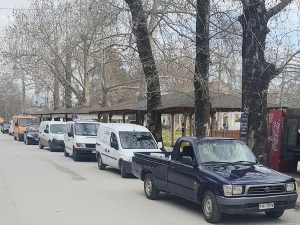 ΚΟΜΒΟΪ ΑΛΛΗΛΕΓΓΥΗΣ ΑΠΟ ΤΟΝ ΑΜΠΕΛΩΝΑ ΓΙΑ ΤΟ ΔΑΜΑΣΙ