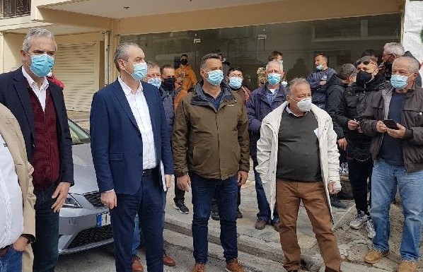 ΔΙΑΜΑΡΤΥΡΙΑ ΑΜΥΓΔΑΛΟΠΑΡΑΓΩΓΩΝ ΤΗΣ ΕΛΑΣΣΟΝΑΣ ΣΤΟΝ ΕΛΓΑ ΛΑΡΙΣΑΣ ΓΙΑ ΤΑ ΠΣΕΑ 2017 (ΦΩΤΟ/ΒΙΝΤΕΟ)
