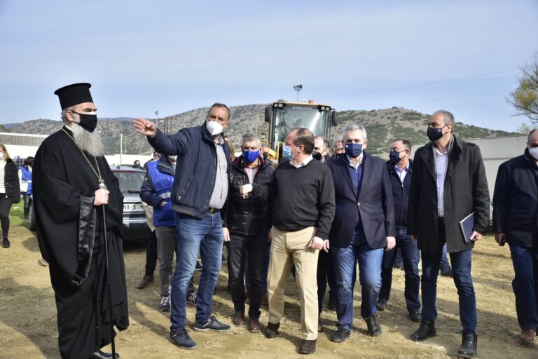 ΕΠΙΔΟΤΗΣΗ ΕΝΟΙΚΙΟΥ ΚΑΙ ΕΓΚΑΤΑΣΤΑΣΗ ΟΙΚΙΣΚΩΝ ΑΝΑΚΟΙΝΩΣΕ ΑΠΟ ΤΟ ΔΑΜΑΣΙ Ο ΥΠΟΥΡΓΟΣ ΥΠΟΔΟΜΩΝ ΚΩΣΤΑΣ ΚΑΡΑΜΑΝΛΗΣ (ΦΩΤΟ/ΒΙΝΤΕΟ)