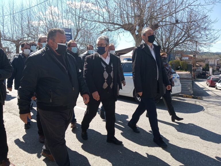 Δ. ΚΟΥΤΣΟΥΜΠΑΣ: ΑΜΕΣΑ ΚΑΙ ΣΤΟ 100% ΤΗΣ ΖΗΜΙΑΣ ΟΙ ΑΠΟΖΗΜΙΩΣΕΙΣ ΣΤΟΥΣ ΣΕΙΣΜΟΠΛΗΚΤΟΥΣ (ΦΩΤΟ)