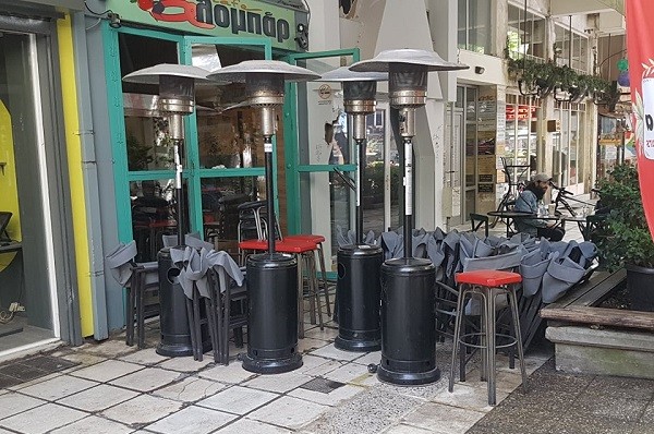 ΠΥΡΕΤΟΣ ΕΡΓΑΣΙΩΝ ΓΙΑ ΤΟ ΑΝΟΙΓΜΑ ΤΗΣ ΕΣΤΙΑΣΗΣ ΣΤΗ ΛΑΡΙΣΑ