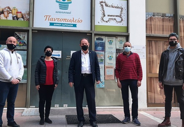 ΠΡΟΣΦΟΡΑ ΣΤΟΥΣ ΣΕΙΣΜΟΠΑΘΕΙΣ ΑΠΟ ΤΟ ΔΗΜΟΤΙΚΟ ΣΥΜΒΟΥΛΙΟ ΝΕΟΛΑΙΑΣ ΛΑΡΙΣΑΣ