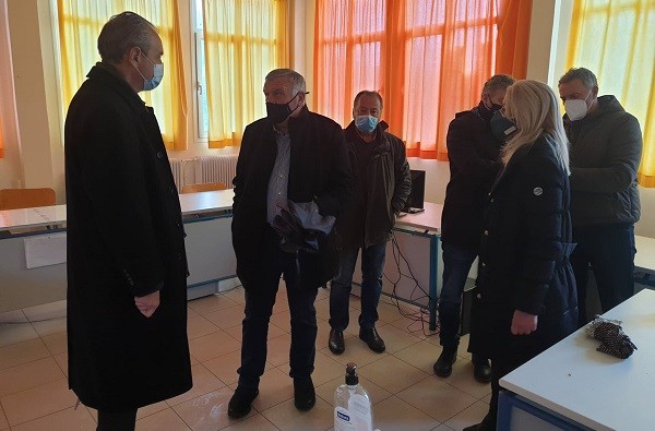 ΤΗ ΜΕΛΕΤΗ ΕΠΙΣΚΕΥΗΣ ΤΟΥ ΛΥΚΕΙΟΥ ΔΟΜΕΝΙΚΟΥ ΧΡΗΜΑΤΟΔΟΤΕΙ Η ΠΕΔ ΘΕΣΣΑΛΙΑΣ