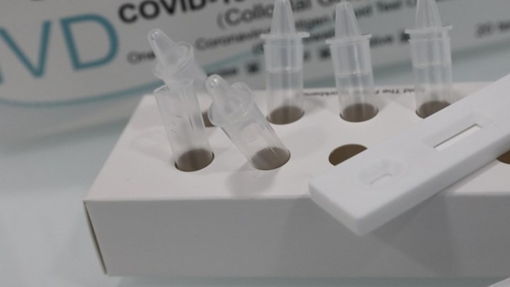 ΣΤΟ ΠΟΔΙ ΟΙ ΦΑΡΜΑΚΟΠΟΙΟΙ – ΤΑ SELF TESTS ΔΕΝ ΕΙΝΑΙ ΣΕ ΑΤΟΜΙΚΕΣ ΣΥΣΚΕΥΑΣΙΕΣ