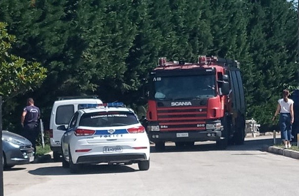 ΕΚΤΟΣ ΚΙΝΔΥΝΟΥ ΟΚΤΩ ΑΤΟΜΑ ΜΕΤΑ ΤΗΝ ΕΚΡΗΞΗ ΣΤΗ ΓΝΩΣΤΗ ΠΟΤΟΠΟΙΙΑ ΤΟΥ ΤΥΡΝΑΒΟΥ
