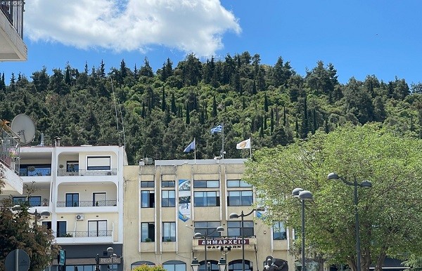 ΑΝΕΛΑΒΑΝ ΥΠΗΡΕΣΙΑ ΟΙ ΔΑΣΟΦΥΛΑΚΕΣ ΣΤΟ ΑΛΣΥΛΛΙΟ ΤΩΝ ΦΑΡΣΑΛΩΝ