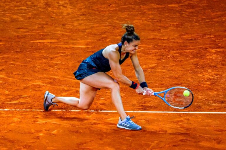 ΣΤΟΥΣ “8” ΤΟΥ ROLAND GARROS ΜΕ ΕΠΙΚΗ ΕΜΦΑΝΙΣΗ Η ΜΑΡΙΑ ΣΑΚΚΑΡΗ