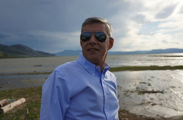 ΣΥΝΤΗΡΕΙ ΤΟΝ ΗΛΕΚΤΡΟΜΗΧΑΝΟΛΟΓΙΚΟ ΜΗΧΑΝΙΣΜΟ ΣΤΗΝ ΛΙΜΝΗ ΚΑΡΛΑ Η ΠΕΡΙΦΕΡΕΙΑ