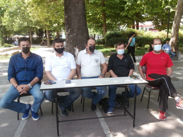 ΣΥΛΛΑΛΗΤΗΡΙΟ ΜΕ ΤΡΑΚΤΕΡ ΚΑΙ SILVER ALERT ΓΙΑ ΤΟΝ ΥΠΟΥΡΓΟ ΑΓΡΟΤΙΚΗΣ ΑΝΑΠΤΥΞΗΣ ΑΝΑΚΟΙΝΩΣΑΝ ΟΙ ΑΓΡΟΤΕΣ
