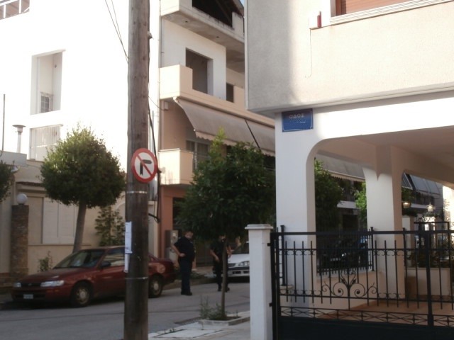 ΣΥΝΑΓΕΡΜΟΣ ΣΗΚΩΣΕ ΣΤΟ ΠΟΔΙ ΓΕΙΤΟΝΙΑ ΤΗΣ ΛΑΡΙΣΑΣ (ΦΩΤΟ)