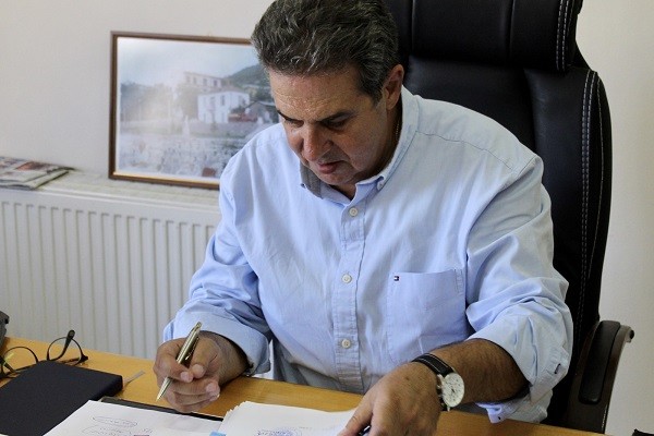 ΚΥΚΛΟΦΟΡΙΑΚΕΣ ΡΥΘΜΙΣΕΙΣ ΣΤΑ ΦΑΡΣΑΛΑ