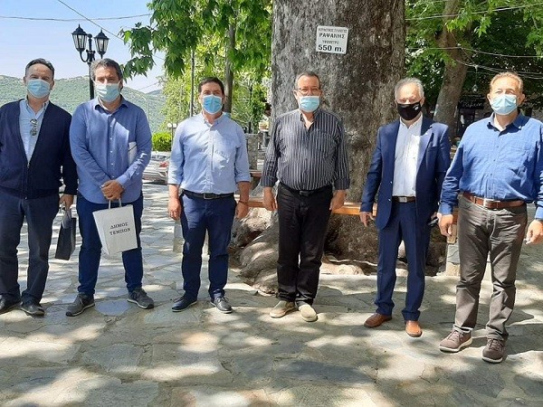 ΤΟΥΡΙΣΤΙΚΟΙ ΠΡΑΚΤΟΡΕΣ ΤΗΣ ΒΟΡΕΙΑΣ ΚΑΙ ΚΕΝΤΡΙΚΗΣ ΕΛΛΑΔΑΣ ΣΤΟ ΔΗΜΟ ΤΕΜΠΩΝ