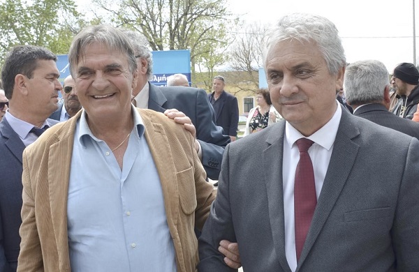 Ο ΣΥΓΚΙΝΗΤΙΚΟΣ ΑΠΟΧΑΙΡΕΤΙΣΜΟΣ ΤΟΥ ΚΩΣΤΑ ΚΟΛΛΑΤΟΥ ΣΤΟΝ ΚΩΣΤΑ ΖΑΦΕΙΡΗ