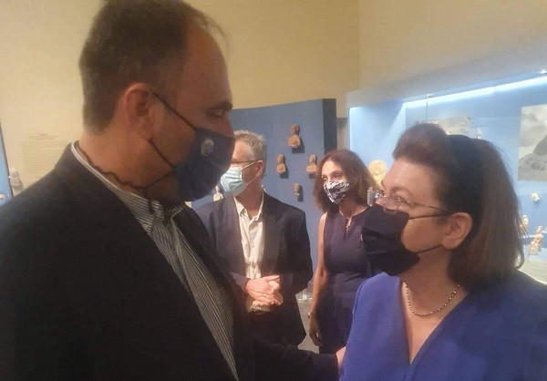 ΕΚΛΕΙΣΕ ΡΑΝΤΕΒΟΥ