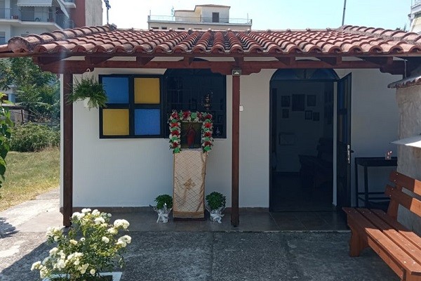 ΑΡΤΟΚΛΑΣΙΑ ΣΤΟ ΕΚΚΛΗΣΑΚΙ ΤΗΣ ΑΓΙΑΣ ΚΥΡΙΑΚΗΣ ΣΤΟΝ ΤΥΡΝΑΒΟ