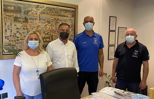 ΜΕ ΤΟ ΣΩΜΑΤΕΙΟ ΕΡΓΑΖΟΜΕΝΩΝ ΤΟΥ ΕΚΑΒ ΘΕΣΣΑΛΙΑΣ ΣΥΝΑΝΤΗΘΗΚΕ Ο ΧΡΗΣΤΟΣ ΚΕΛΛΑΣ