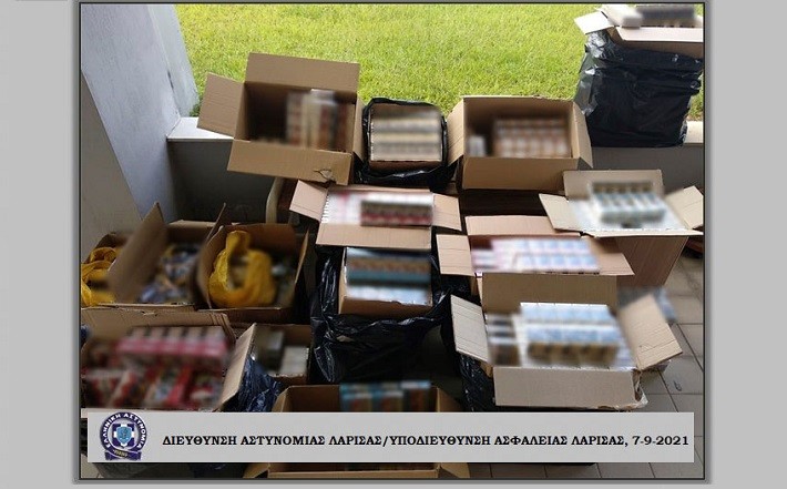 ΜΙΑ ΣΥΛΛΗΨΗ ΣΤΗ ΛΑΡΙΣΑ ΓΙΑ 4.206 ΠΑΚΕΤΑ ΤΣΙΓΑΡΩΝ ΚΑΙ 16.2 ΚΙΛΑ ΚΑΠΝΟ ΑΦΟΡΟΛΟΓΗΤΑ