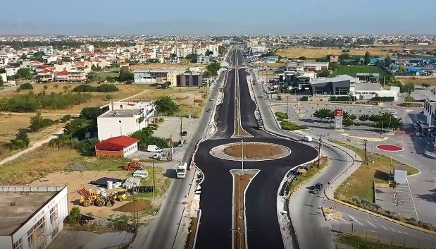 ΕΝΤΥΠΩΣΙΑΚΕΣ ΕΙΚΟΝΕΣ ΑΠΟ ΤΑ ΕΡΓΑ ΣΤΗ ΛΕΩΦΟΡΟ ΚΑΡΑΜΑΝΛΗ (ΒΙΝΤΕΟ)