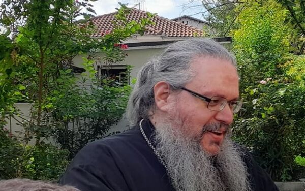 Η ΜΗΤΡΟΠΟΛΗ ΛΑΡΙΣΑΣ – ΤΥΡΝΑΒΟΥ ΓΙΑ ΤΑ ΕΚΠΑΙΔΕΥΤΗΡΙΑ Μ.Ν. ΡΑΠΤΟΥ