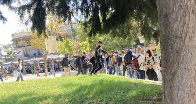 ΑΠΡΟΚΛΗΤΕΣ ΕΠΙΘΕΣΕΙΣ ΑΚΡΟΔΕΞΙΩΝ ΣΕ ΜΕΛΗ ΤΗΣ ΚΝΕ ΚΑΙ ΤΗΣ ΚΕΡΦΑ