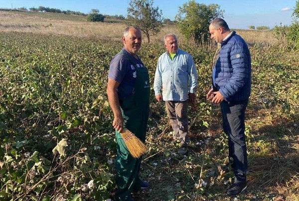 ΕΠΙΣΚΕΨΕΙΣ ΤΗΣ ΔΕΕΠ ΛΑΡΙΣΑΣ ΤΗΣ ΝΔ ΣΕ ΒΑΜΒΑΚΟΚΑΛΛΙΕΡΓΕΙΕΣ