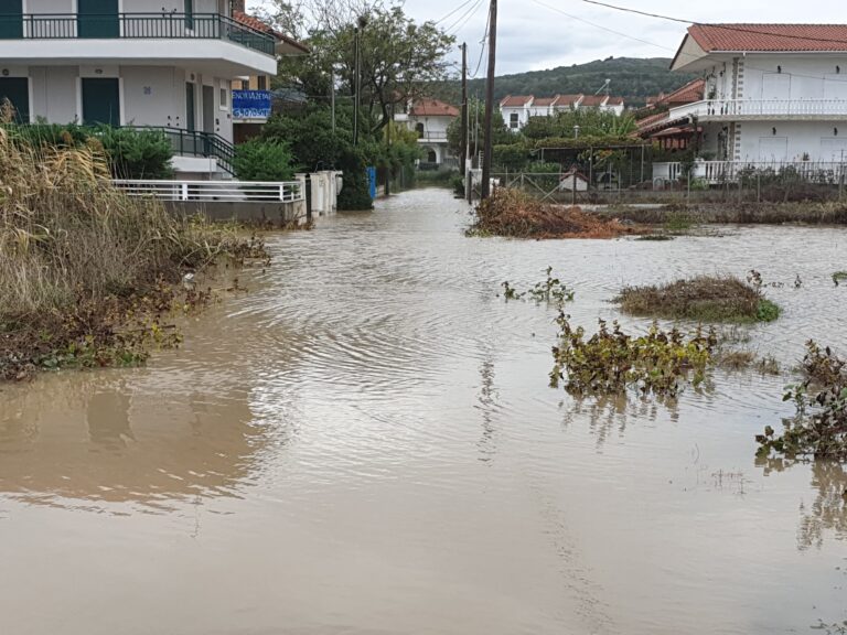 ΠΛΗΜΜΥΡΙΣΜΕΝΑ ΡΕΜΑΤΑ ΚΑΙ ΚΑΤΟΛΙΣΘΗΣΕΙΣ ΣΤΟΝ ΔΗΜΟ ΑΓΙΑΣ