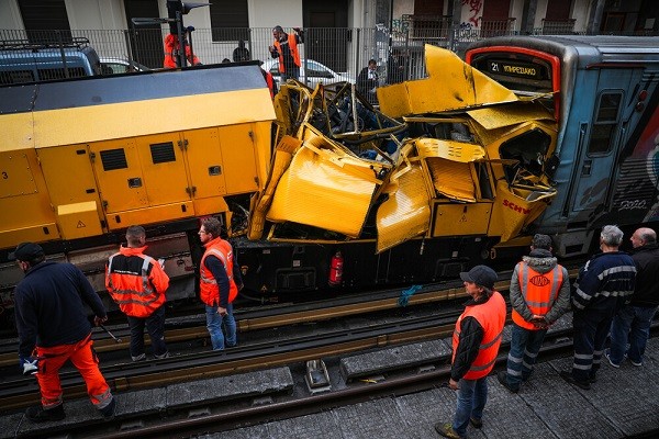 ΕΡΓΑΤΙΚΟ ΔΥΣΤΥΧΗΜΑ ΜΕ ΕΝΑ ΝΕΚΡΟ ΚΑΙ ΔΥΟ ΤΡΑΥΜΑΤΙΕΣ ΣΤΙΣ ΓΡΑΜΜΕΣ ΤΟΥ ΗΣΑΠ