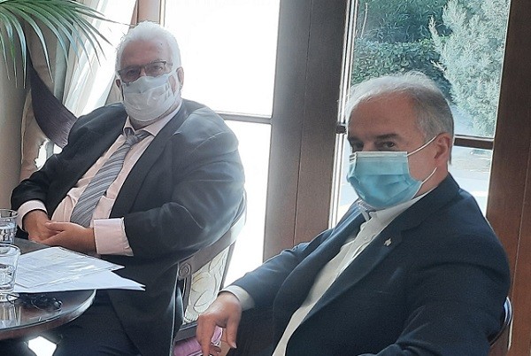 Η ΑΓΡΟΤΙΚΗ ΑΝΑΠΤΥΞΗ ΣΤΟ ΔΗΜΟ ΤΕΜΠΩΝ ΣΤΟ ΕΠΙΚΕΝΤΡΟ ΤΗΣ ΣΥΖΗΤΗΣΗΣ ΤΟΥ Γ. ΜΑΝΩΛΗ ΜΕ ΤΟΝ Δ. ΠΑΠΑΓΙΑΝΝΙΔΗ