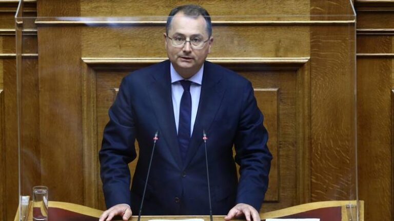 ΕΠΕΚΤΕΙΝΕΤΑΙ ΤΟ ΔΙΚΑΙΩΜΑ ΑΣΚΗΣΗΣ ΕΠΑΓΓΕΛΜΑΤΟΣ ΓΕΩΠΟΝΟΥ ΣΤΟΥΣ ΠΤΥΧΙΟΥΧΟΥΣ ΤΩΝ ΤΜΗΜΑΤΩΝ ΓΕΩΠΟΝΙΚΗΣ ΟΛΗΣ ΤΗΣ ΧΩΡΑΣ