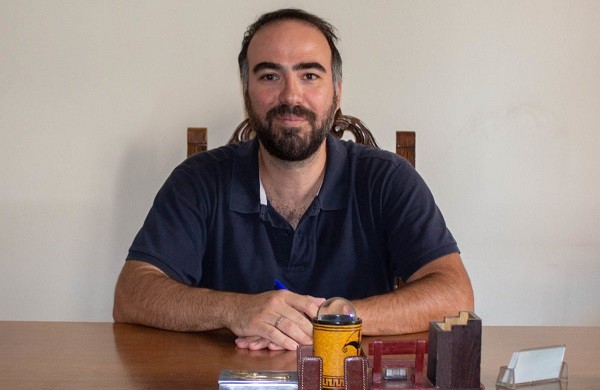 41ΧΡΟΝΟΣ ΓΙΑΤΡΟΣ ΠΑΤΕΡΑΣ 2 ΠΑΙΔΙΩΝ ΠΕΘΑΝΕ ΛΟΓΩ ΚΟΡΩΝΟΪΟΥ