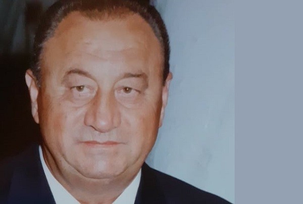 ΤΗΝ ΠΑΡΑΣΚΕΥΗ ΣΤΟΝ ΑΜΠΕΛΩΝΑ Η ΚΗΔΕΙΑ ΤΟΥ ΓΕΩΡΓΙΟΥ ΑΣΤ. ΠΟΛΥΖΟΥ