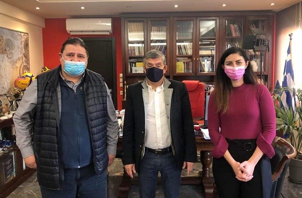 ΔΙΑΧΡΟΝΙΚΗ ΚΑΙ ΟΥΣΙΑΣΤΙΚΗ ΣΥΝΕΡΓΑΣΙΑ ΠΕΡΙΦΕΡΕΙΑΣ ΚΑΙ ΣΥΛΛΟΓΟΥ ΚΩΦΩΝ ΓΙΑ ΜΙΑ ΚΟΙΝΩΝΙΑ ΧΩΡΙΣ ΑΠΟΚΛΕΙΣΜΟΥΣ ΚΑΙ ΔΙΑΚΡΙΣΕΙΣ