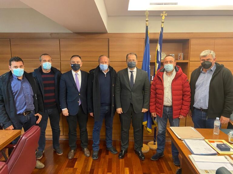 ΣΤΟ ΠΡΟΓΡΑΜΜΑ ΑΝΑΔΙΑΡΘΡΩΣΗΣ ΑΧΛΑΔΙΑ – ΡΟΔΑΚΙΝΑ – ΑΜΠΕΛΙΑ ΤΟΥ ΝΟΜΟΥ ΛΑΡΙΣΑΣ