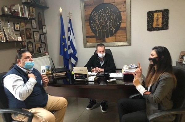 ΝΕΑ ΠΡΩΤΟΒΟΥΛΙΑ ΚΟΚΚΑΛΗ ΓΙΑ ΤΗΝ ΑΝΤΙΜΕΤΩΠΙΣΗ ΤΩΝ ΠΡΟΒΛΗΜΑΤΩΝ ΑΤΟΜΩΝ ΜΕ ΠΡΟΒΛΗΜΑΤΑ ΑΚΟΗΣ