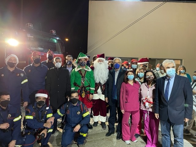 Ο ΑΗ ΒΑΣΙΛΗΣ ΗΡΘΕ ΚΑΙ ΦΕΤΟΣ ΣΤΗΝ ΠΑΙΔΙΑΤΡΙΚΗ ΚΛΙΝΙΚΗ ΤΟΥ ΠΑΝΕΠΙΣΤΗΜΙΑΚΟΥ