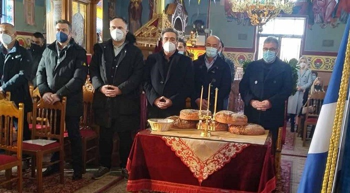ΓΙΟΡΤΑΣΤΗΚΕ ΣΤΑ ΔΕΝΔΡΑ ΤΥΡΝΑΒΟΥ Ο ΆΓΙΟΣ ΑΘΑΝΑΣΙΟΣ