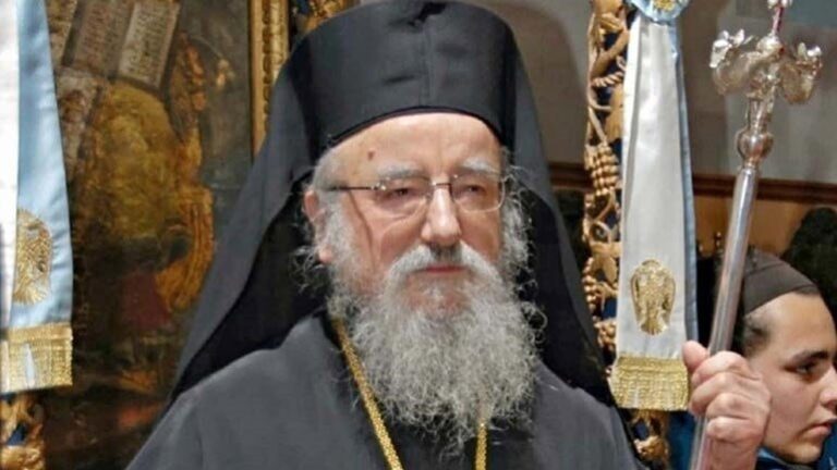 ΕΚΟΙΜΗΘΗ ΝΙΚΗΜΕΝΟΣ ΑΠΟ ΤΟΝ ΚΟΡΩΝΟΪΟ Ο ΜΗΤΡΟΠΟΛΙΤΗΣ ΑΙΤΩΛΙΑΣ ΚΟΣΜΑΣ