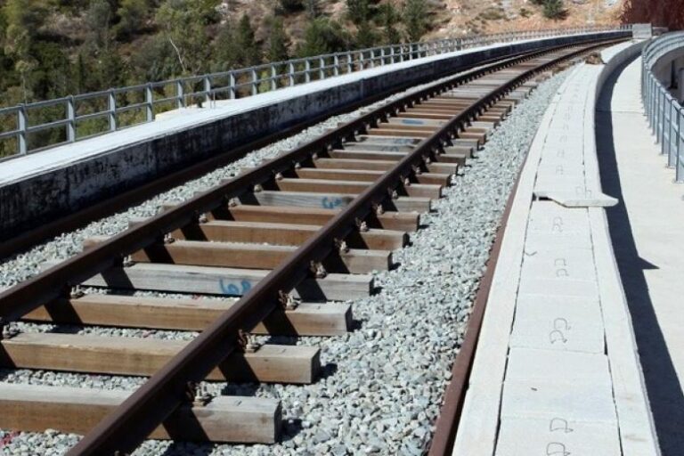 ΞΕΚΙΝΑ Η ΗΛΕΚΤΡΟΚΙΝΗΣΗ ΣΤΗ ΓΡΑΜΜΗ ΛΑΡΙΣΑ – ΒΟΛΟΣ
