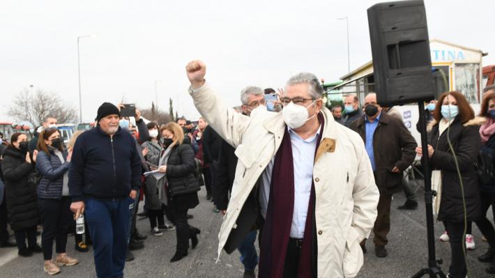 Δ. ΚΟΥΤΣΟΥΜΠΑΣ: ΤΟ ΚΚΕ ΣΤΗΡΙΖΕΙ ΤΟΥΣ ΑΓΩΝΕΣ ΚΑΙ ΤΑ ΔΙΚΑΙΑ ΑΙΤΗΜΑΤΑ ΤΩΝ ΑΓΡΟΤΩΝ