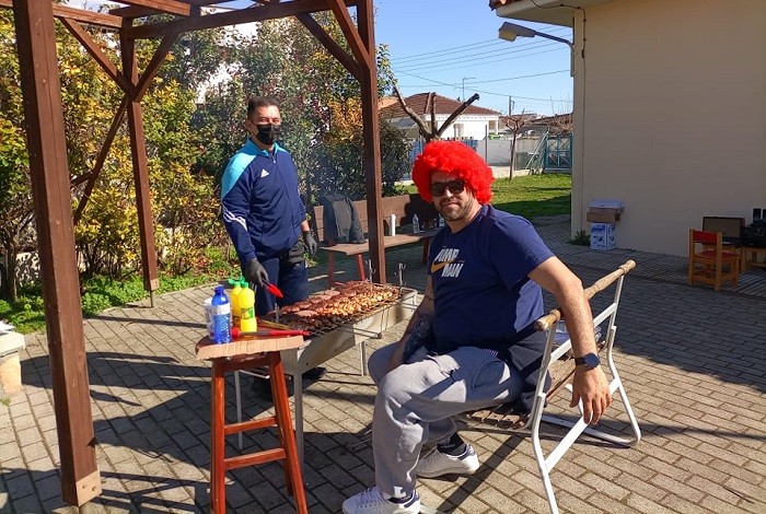 ΤΣΙΚΝΙΣΑΝ ΣΤΟ 2ο ΝΗΠΙΑΓΩΓΕΙΟ ΤΥΡΝΑΒΟΥ