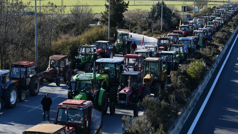 ΣΥΝΤΑΞΙΟΥΧΟΙ ΙΚΑ ΛΑΡΙΣΑΣ: ΨΗΦΙΣΜΑ ΣΥΜΠΑΡΑΣΤΑΣΗΣ ΣΤΟΥΣ ΑΓΡΟΤΕΣ
