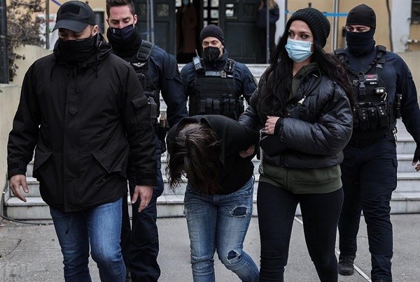 ΣΟΚΑΡΟΥΝ ΤΑ ΣΤΟΙΧΕΙΑ ΓΙΑ ΤΗ ΔΟΛΟΦΟΝΙΑ ΤΟΥ 7ΧΡΟΝΟΥ