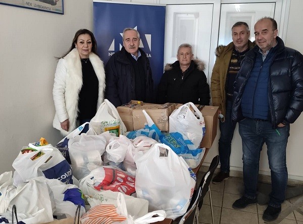 ΣΥΓΚΕΝΤΡΩΣΕ ΒΟΗΘΕΙΑ ΓΙΑ ΤΟΝ ΟΥΚΡΑΝΙΚΟ ΛΑΟ Η ΔΕΕΠ ΛΑΡΙΣΑΣ ΤΗΣ ΝΔ