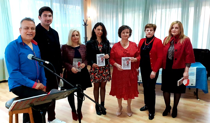 ΠΑΡΟΥΣΙΑΣΤΗΚΕ ΤΟ ΒΙΒΛΙΟ «ΣΤΑ ΑΖΗΤΗΤΑ» ΤΗΣ ΒΑΣΩΣ ΑΡΣΕΝΙΟΥ