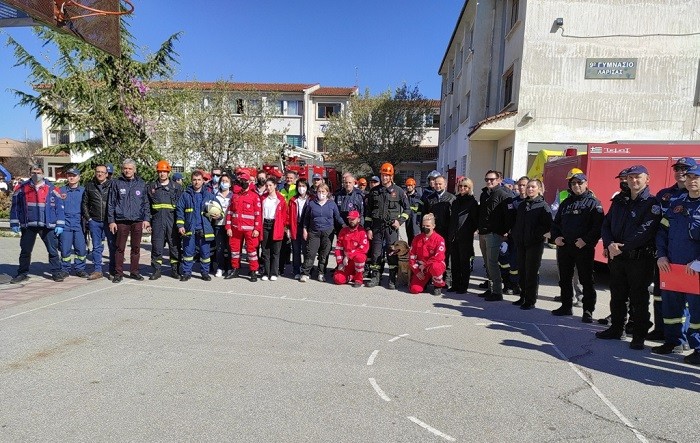 ΜΕΓΑΛΗ ΑΣΚΗΣΗ ΕΤΟΙΜΟΤΗΤΑΣ ΓΙΑ ΣΕΙΣΜΟ ΣΤΗ ΛΑΡΙΣΑ (φωτο – βίντεο)