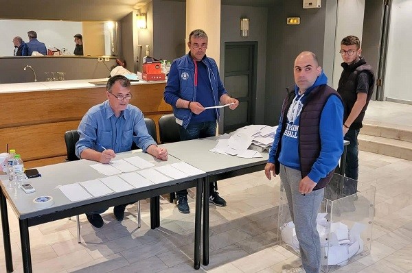 ΔΕΙΤΕ ΠΟΙΟΙ ΕΚΛΕΓΟΝΤΑΙ ΣΤΟΝ ΑΓΡΟΤΙΚΟ ΣΥΛΛΟΓΟ ΤΥΡΝΑΒΟΥ