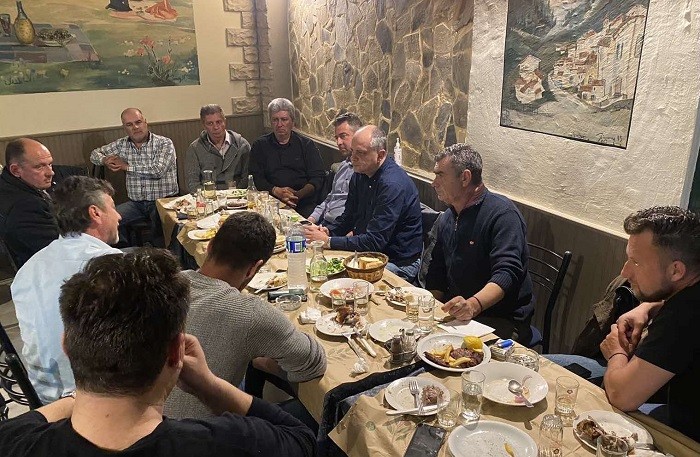 Η ΚΥΒΕΡΝΗΣΗ ΠΑΡΑ ΤΗΝ ΑΣΦΥΚΤΙΚΗ ΠΙΕΣΗ ΤΩΝ ΔΙΕΘΝΩΝ ΚΡΙΣΕΩΝ ΠΑΙΡΝΕΙ ΜΕΤΡΑ ΕΛΑΦΡΥΝΣΗΣ ΓΙΑ ΤΟΥΣ ΠΟΛΙΤΕΣ